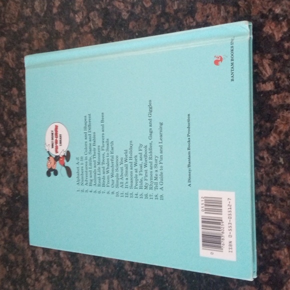 🐭 Vintage Walt Disney Library Books 🐭 - Picture 8 of 17